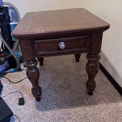 Free End Table