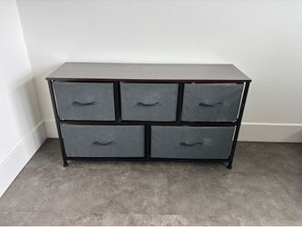Dresser/drawer organizer