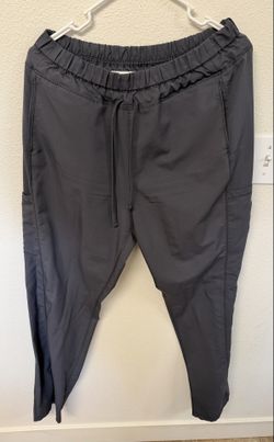 Womens Dark Grey Dickies Scrub Pants. Size Medium Tall.  Great Condition. No Stains or rips.  Like New!