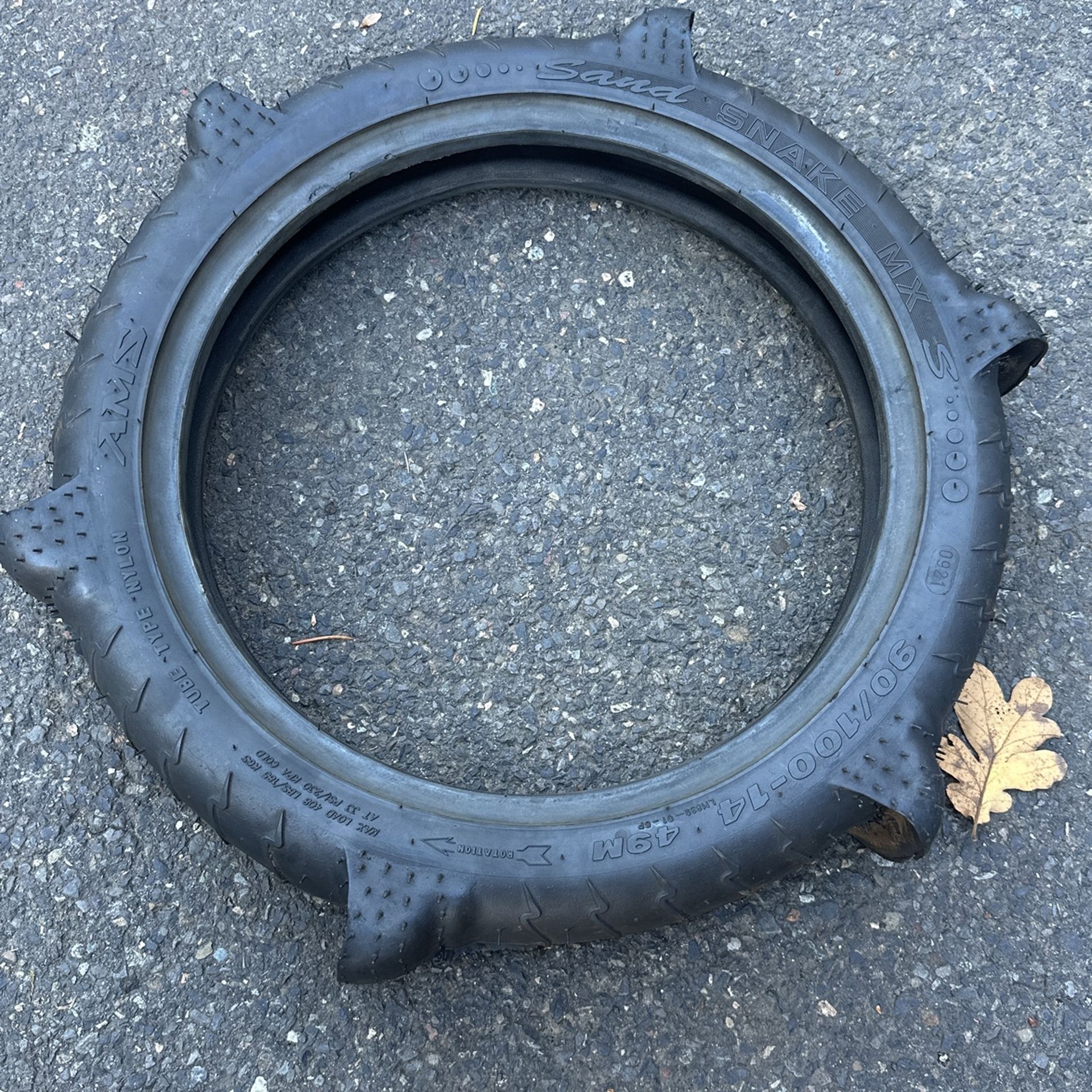 Dirtbike tire