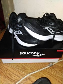 Saucony Running Shoes 