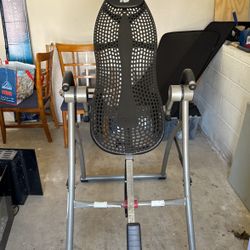 Teeter hang ups Inversion table