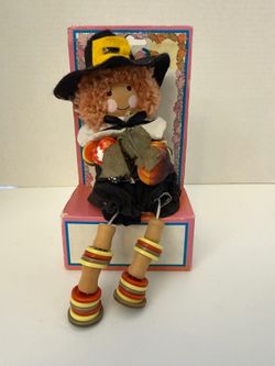 Vintage Dan Dee Pilgrim Sitter Doll / Muñeco De Acción De Gracias