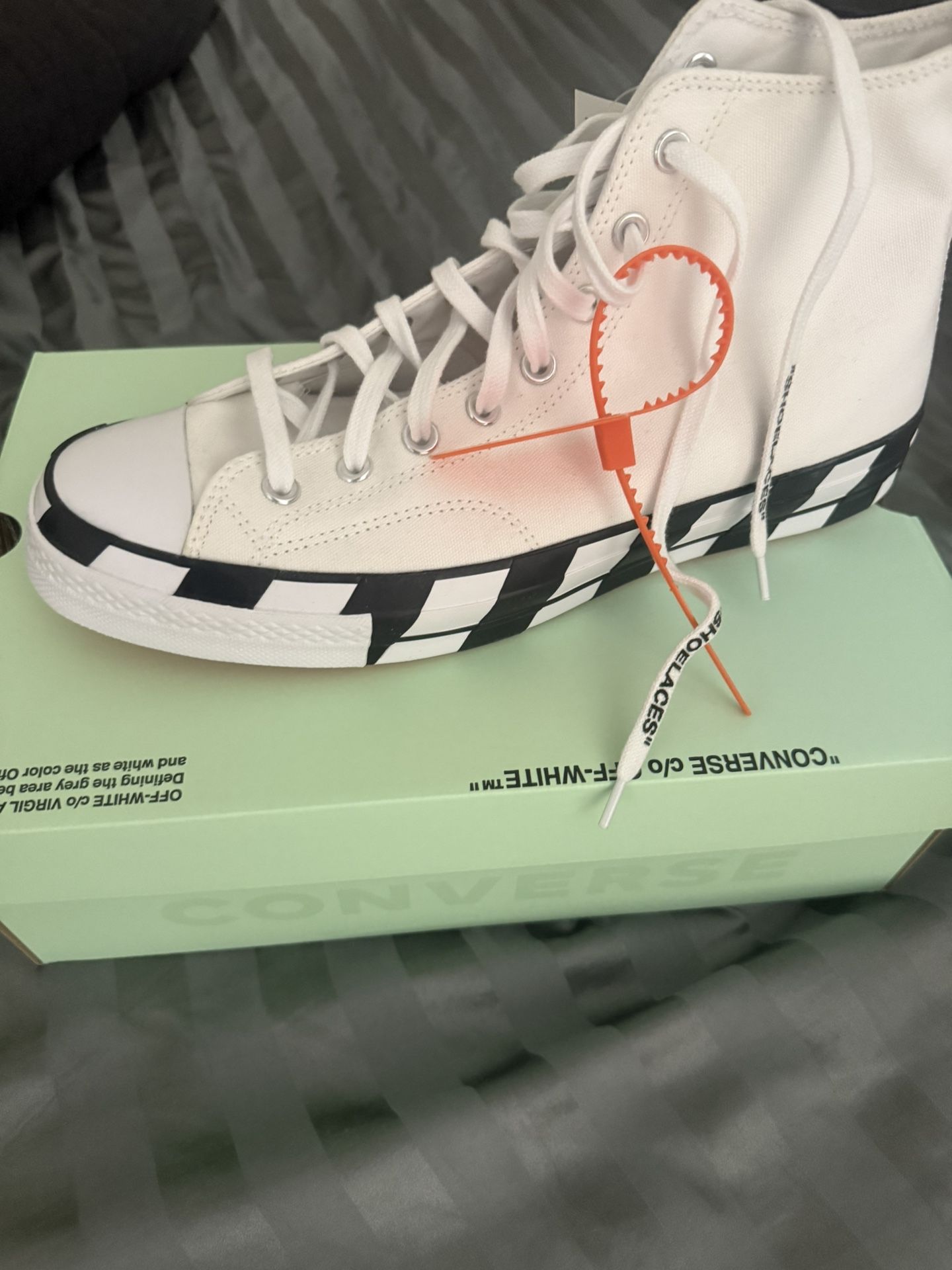 Off-white Converse