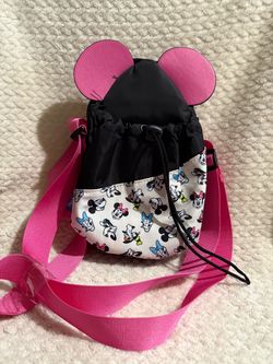 Limited Edition Disney Mickey and Friends Water Bottle Sling Crossbody Bag