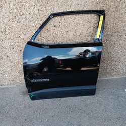 5015-20 Jeep Renegate Front Left Side 