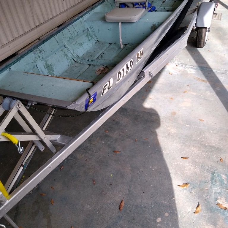 Aluminum John Boat With Title. Trade For Pontoon