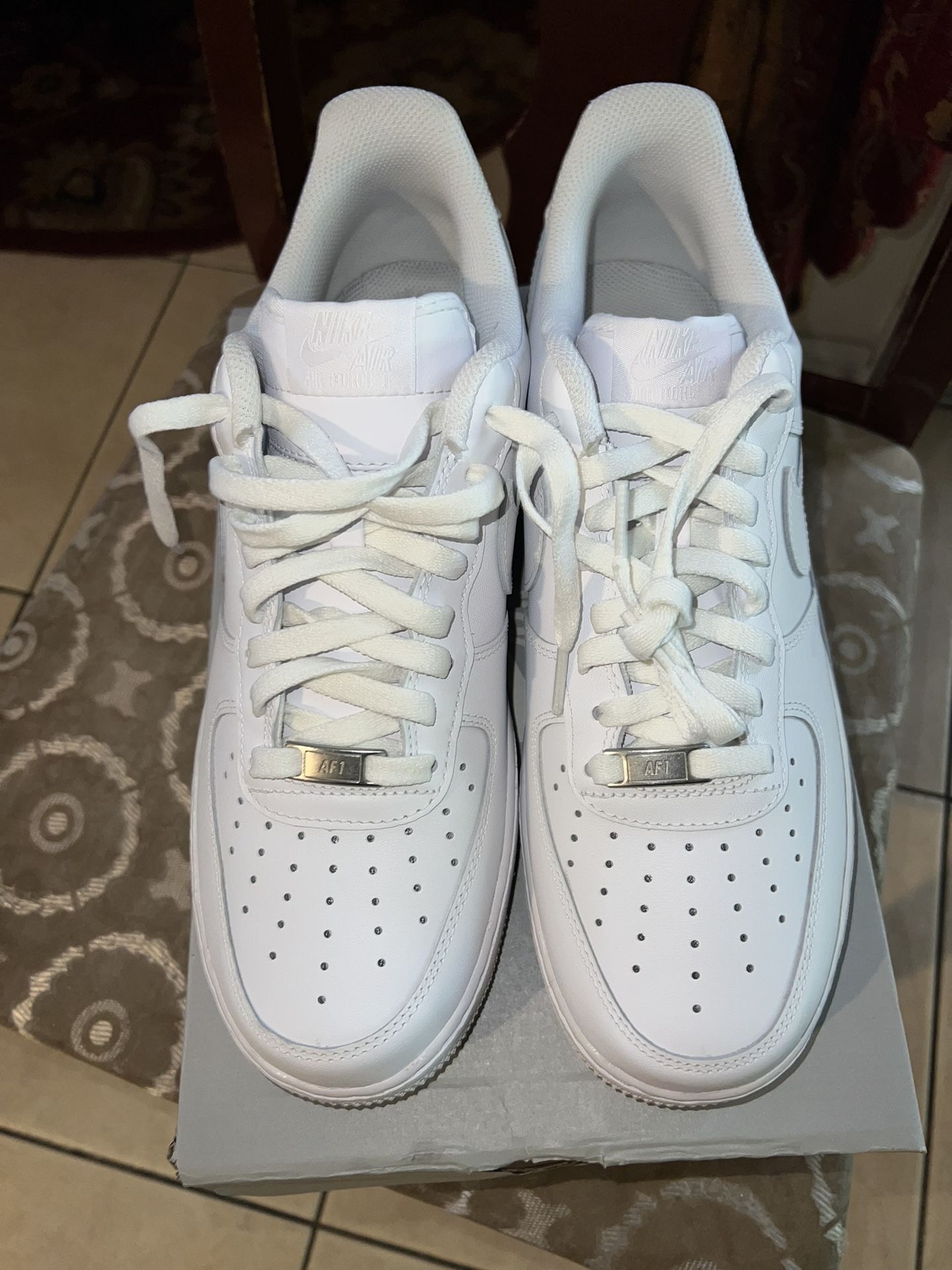 grade school all white air force 1