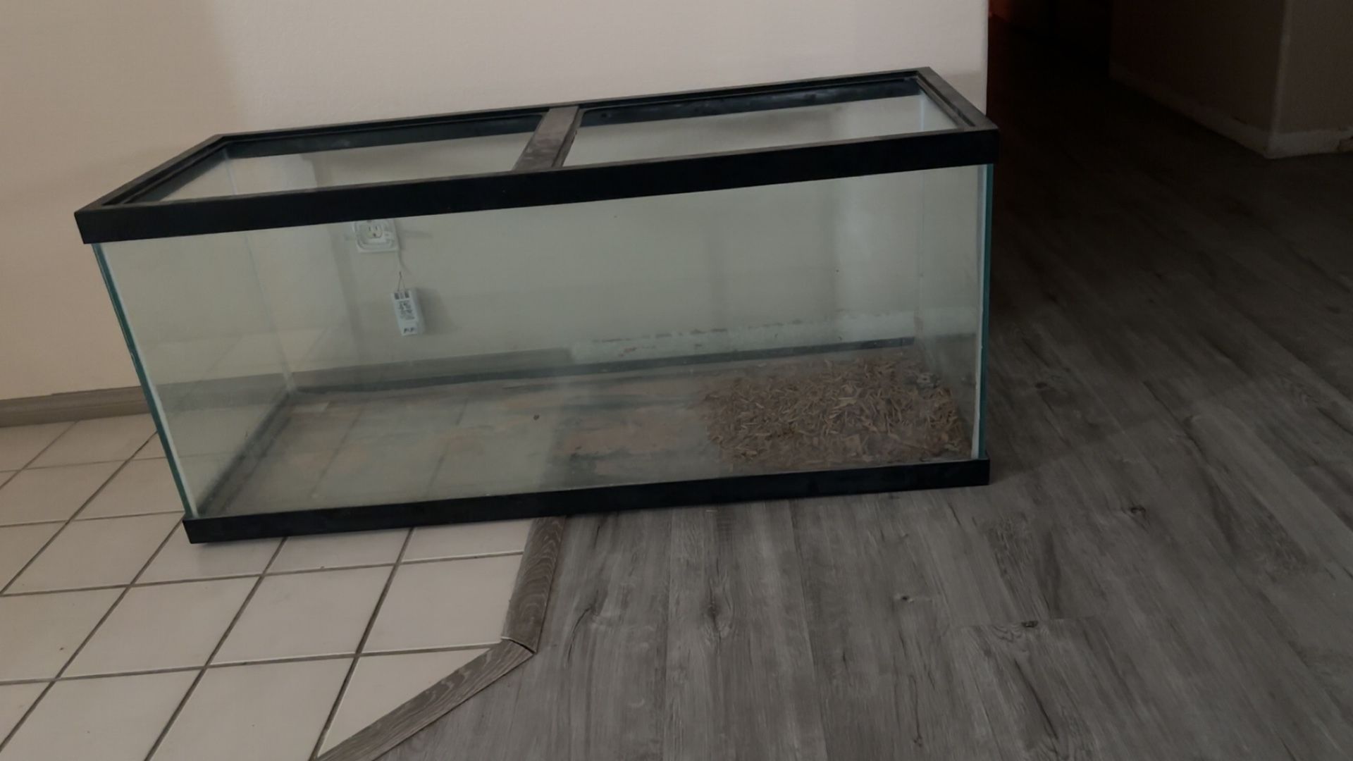 100-125 Gallon Reptile Tank 