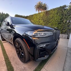 2021 BMW X7 - xDrive 