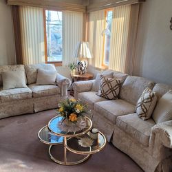 Sofa Love seat Living Room Set Ivory By Regency