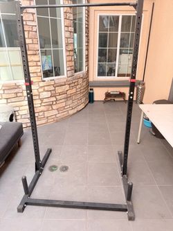 Squat rack