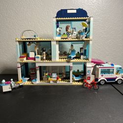 LEGO Friends Heartlake Hospital 41318 Building Kit