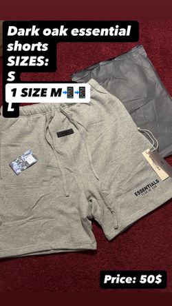 DARK OAK ESS3NTIAL SHORTS