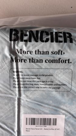 Bencier Fleece Flannel Blanket (Soft) Twin size Light Blue/Light Green in color