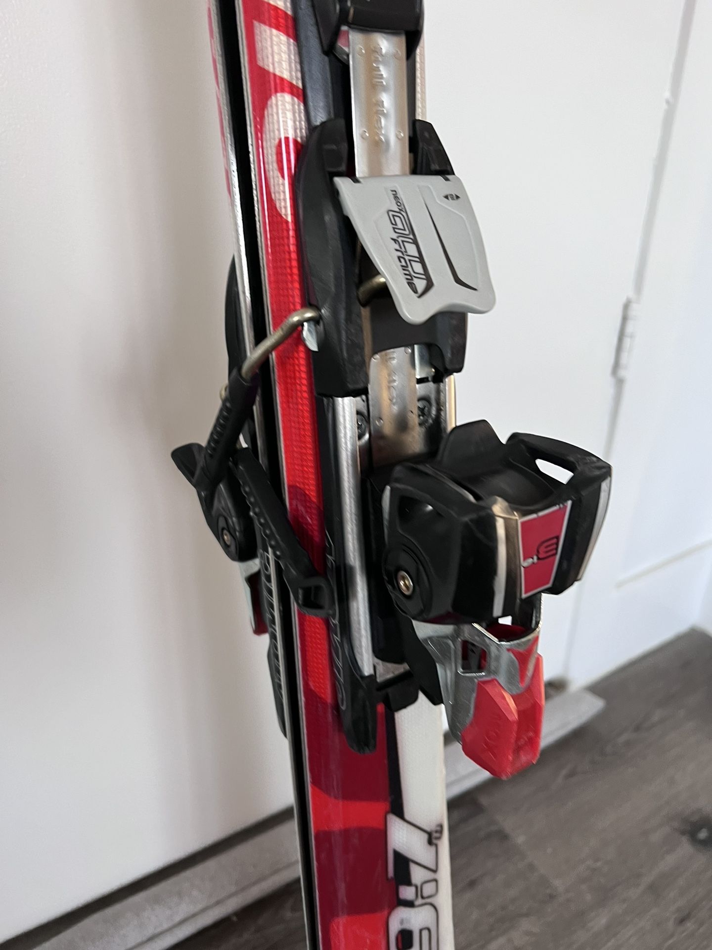 Atomic Izor 9.7 Nano Frame Skis 168 Cm for Sale in Los Angeles, CA