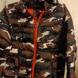 !! Boy's Puffer Jacket Size 5