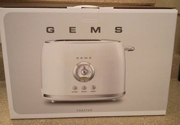 New- GEMS Vintage Design Toaster