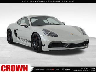 2022 Porsche 718 Cayman