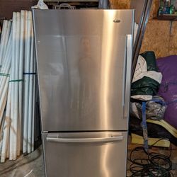 Amana Stainless Steel Refrigerator 