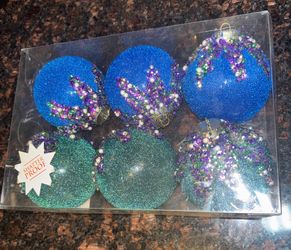 Ornaments set of 6
