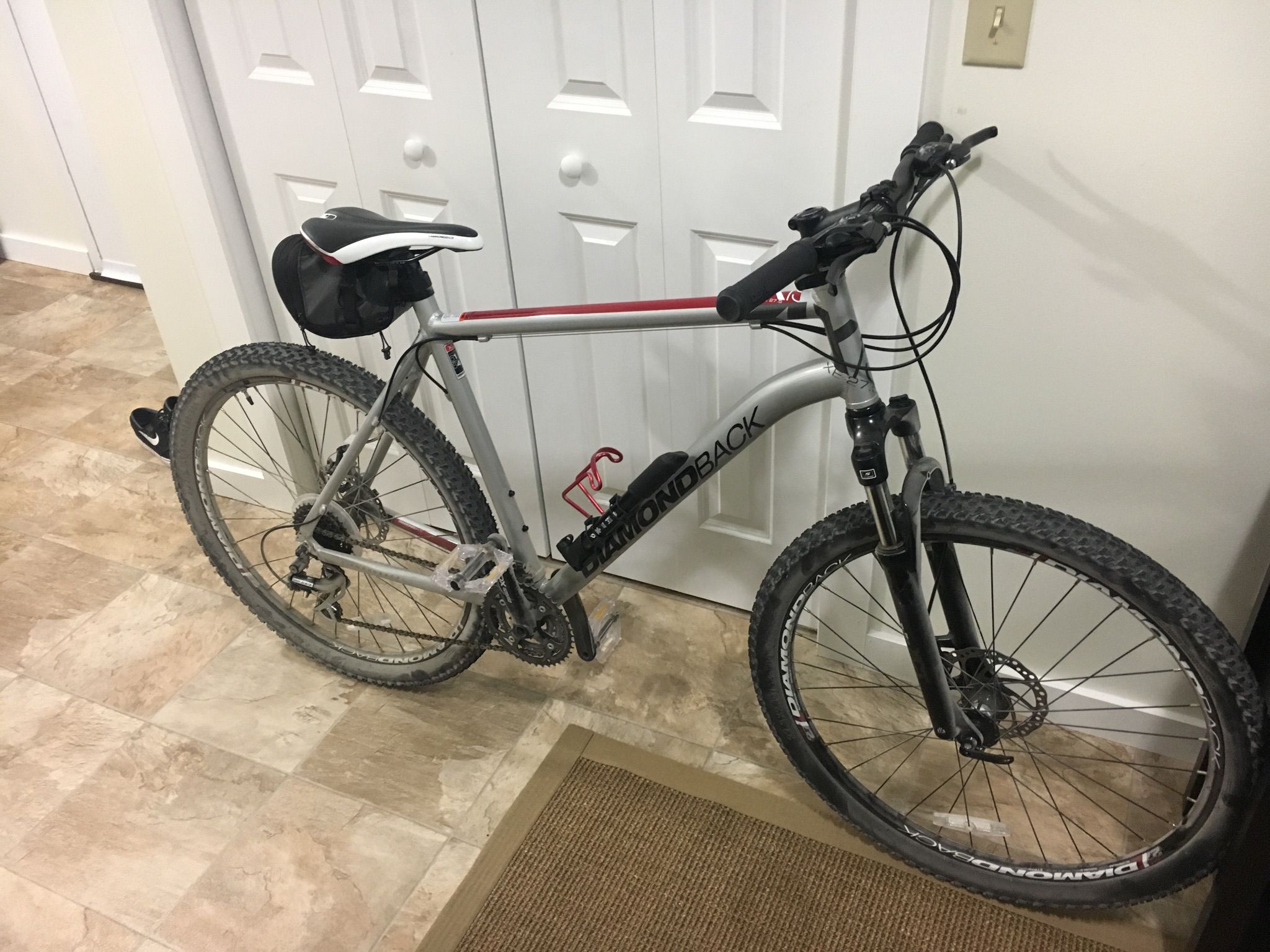 Diamondback Axis XE 27.5 Men's bicycle