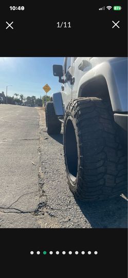 20 X 14 Universal 5 Lug Fits Jeep rubicon / Gladiator TiS / Nitto Tires