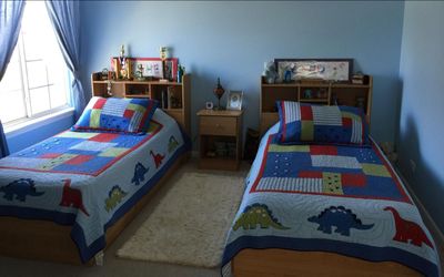 Twin size Comforter with pillow case $20 each $30 both