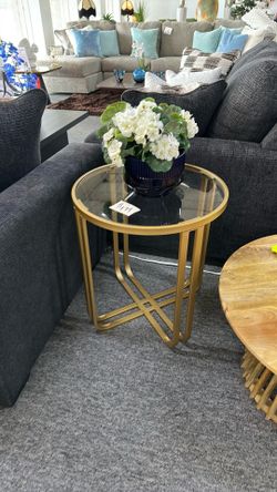 End table