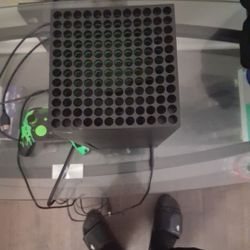Xbox One X 