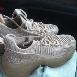 Steve Madden Size 7 Like New( Make Offer)