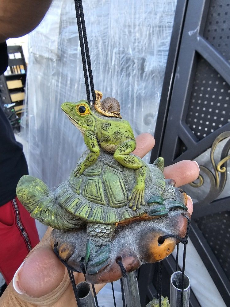 Pond Green Frog And Turtle Best Friends Resonant Relaxing Wind Chime Patio