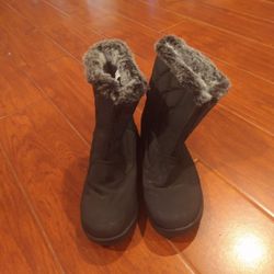Snow Boots