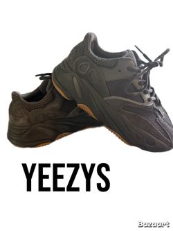 Yeezys Like New 