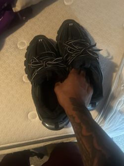 Balenciagas Track LED Black
