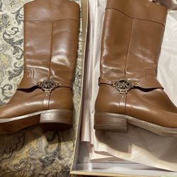 Like New Womens Size 8 Tall Michael Kors Boots