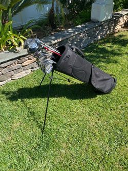 Gd. Cond. Starter 15 Complete Golf Club Set W/ Bag