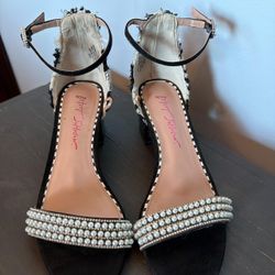 Betsy Johnson open toe block heel ankle strap dressy sandal