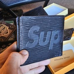 Supreme LV wallet