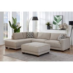 Raylin Fabric Sectional w/ Ottoman