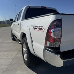 2006 Toyota Tacoma Pre Runner 