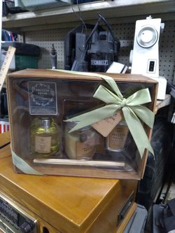 VANILLA SPICE CANDLE & FRAGRANCE