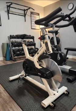XTERRA MB 550 spin bike