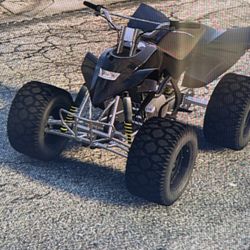 4 Wheeler Easy To Drive  Cum Pick It Up Only