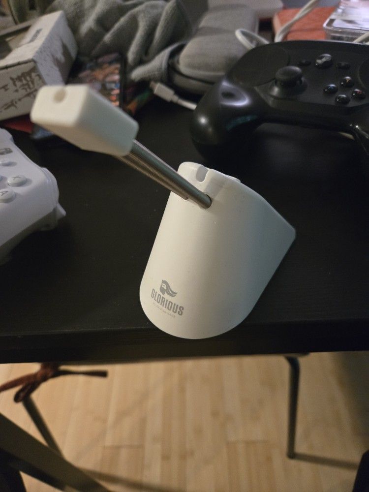 Glorious Mouse Bungie.