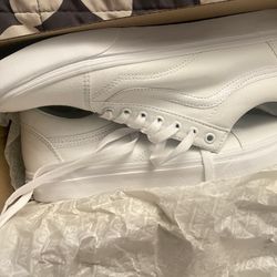 Old Skool White Vans (Brand New) 