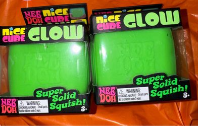 Needoh glow nice cubes
