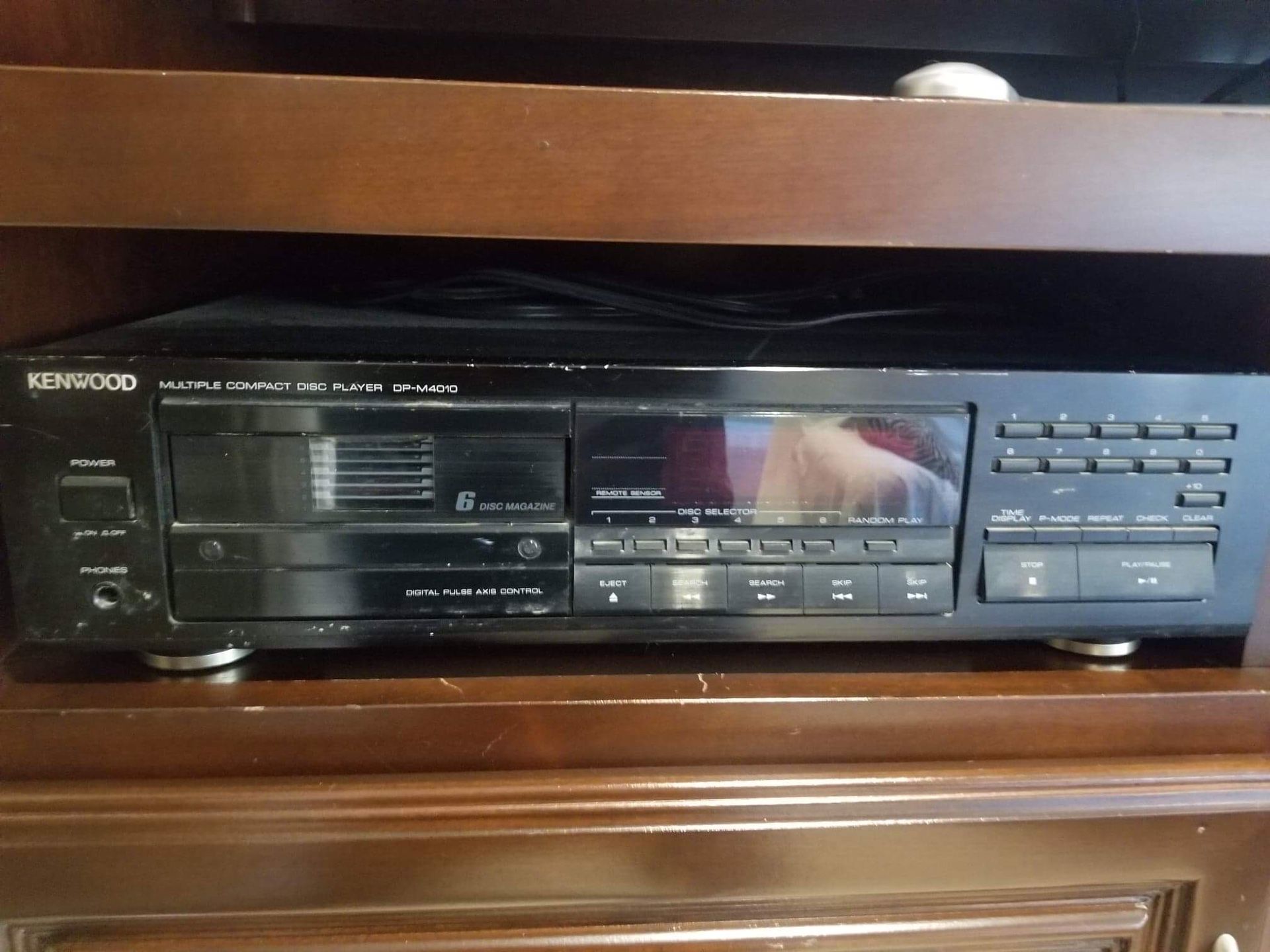 Free - Kenwood Multiple CD Player