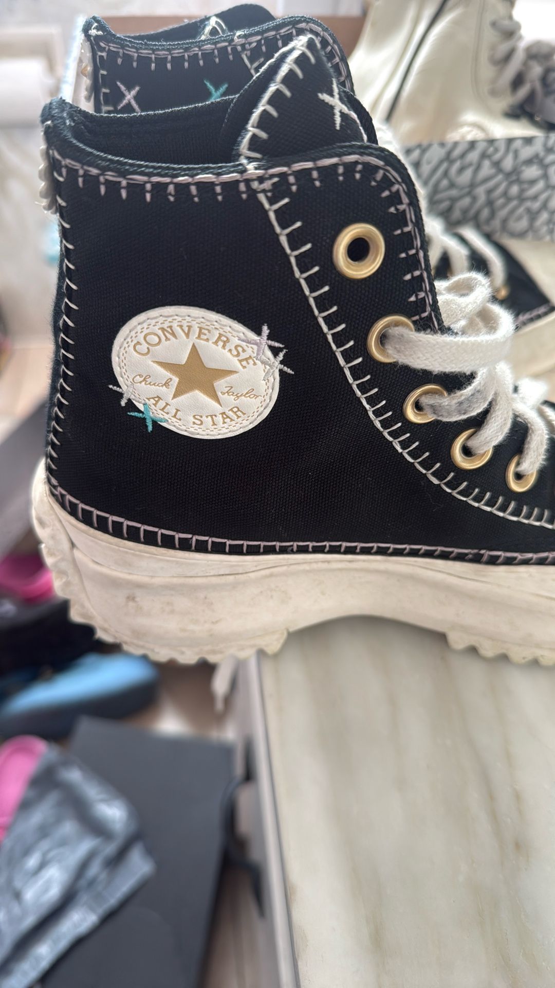 Converse