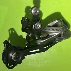 Shimano Alivio RD-M4000 rear derailleur 